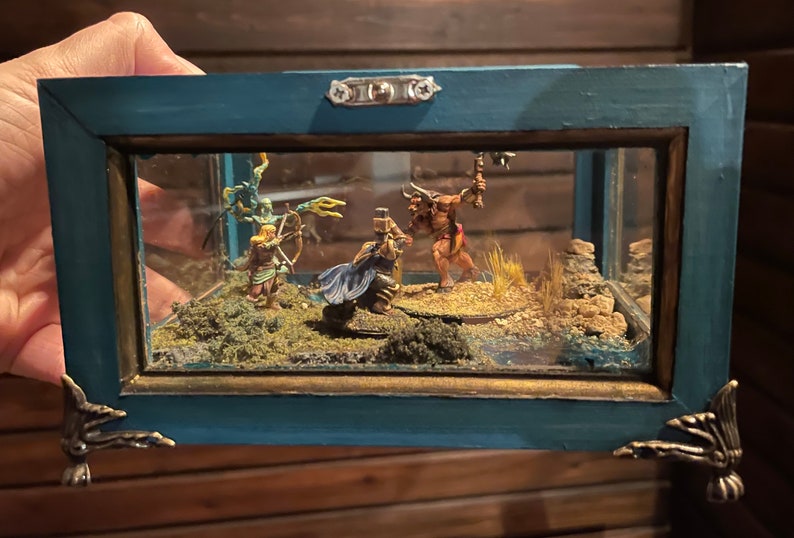 A small diorama in a diorama box : r/dioramas