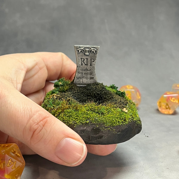R.IP. Grave - Dice Jail / Display (Medium Size)