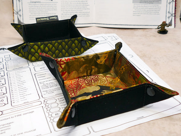 Small Green Dragonscale Folding Dice Tray