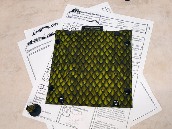 Small Green Dragonscale Folding Dice Tray