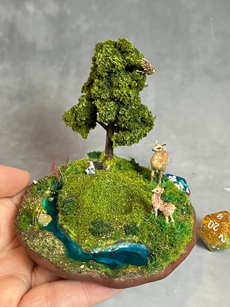 The Glade - Deluxe Dice Display (Large Size)