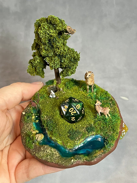 The Glade - Deluxe Dice Display (Large Size)