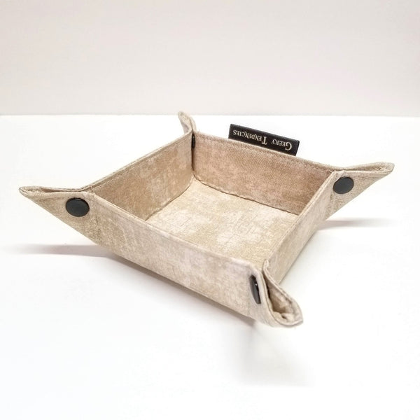 Small beige dice tray