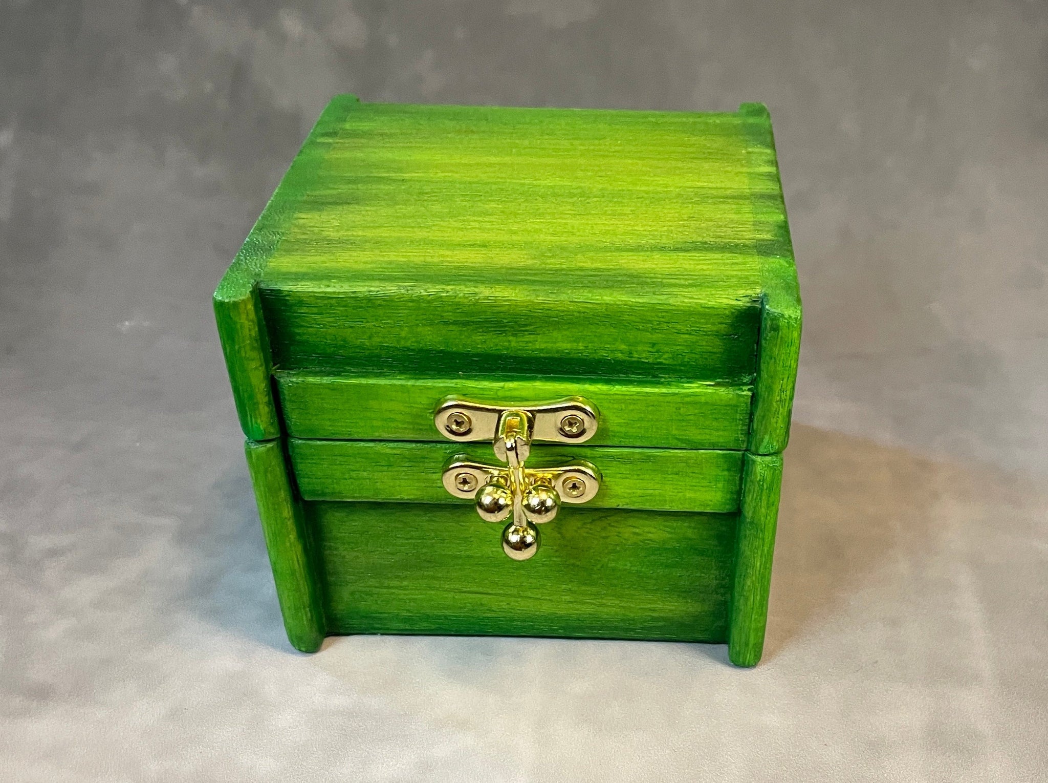Lime Cordial Dice Chest (Small 4”)