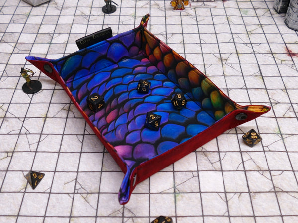 Rainbow Dragonscale Dice Tray